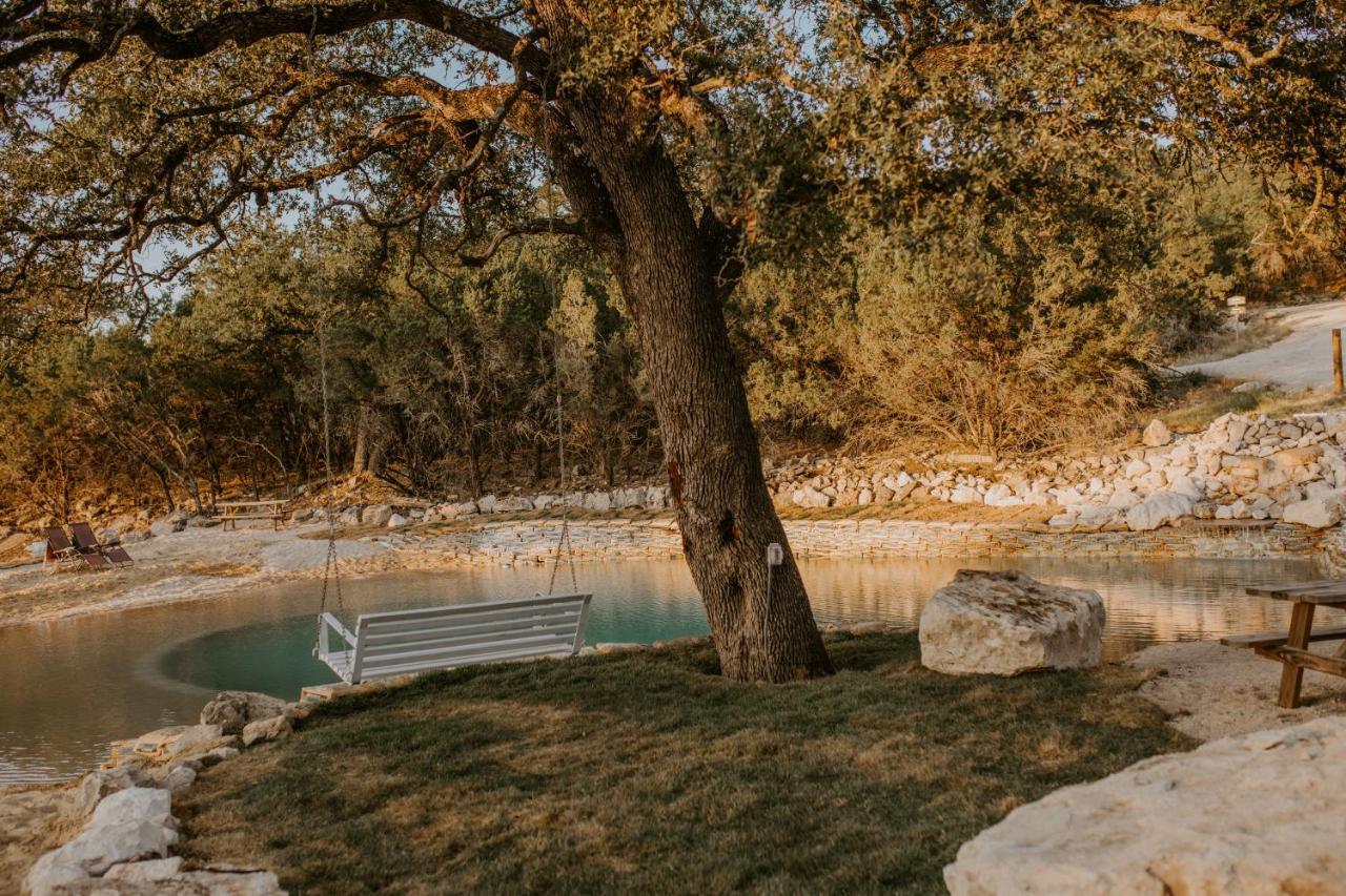Вилла Hummingbird Haus - Hill Country Views On 20 Acres With Firepit Spring Branch Экстерьер фото