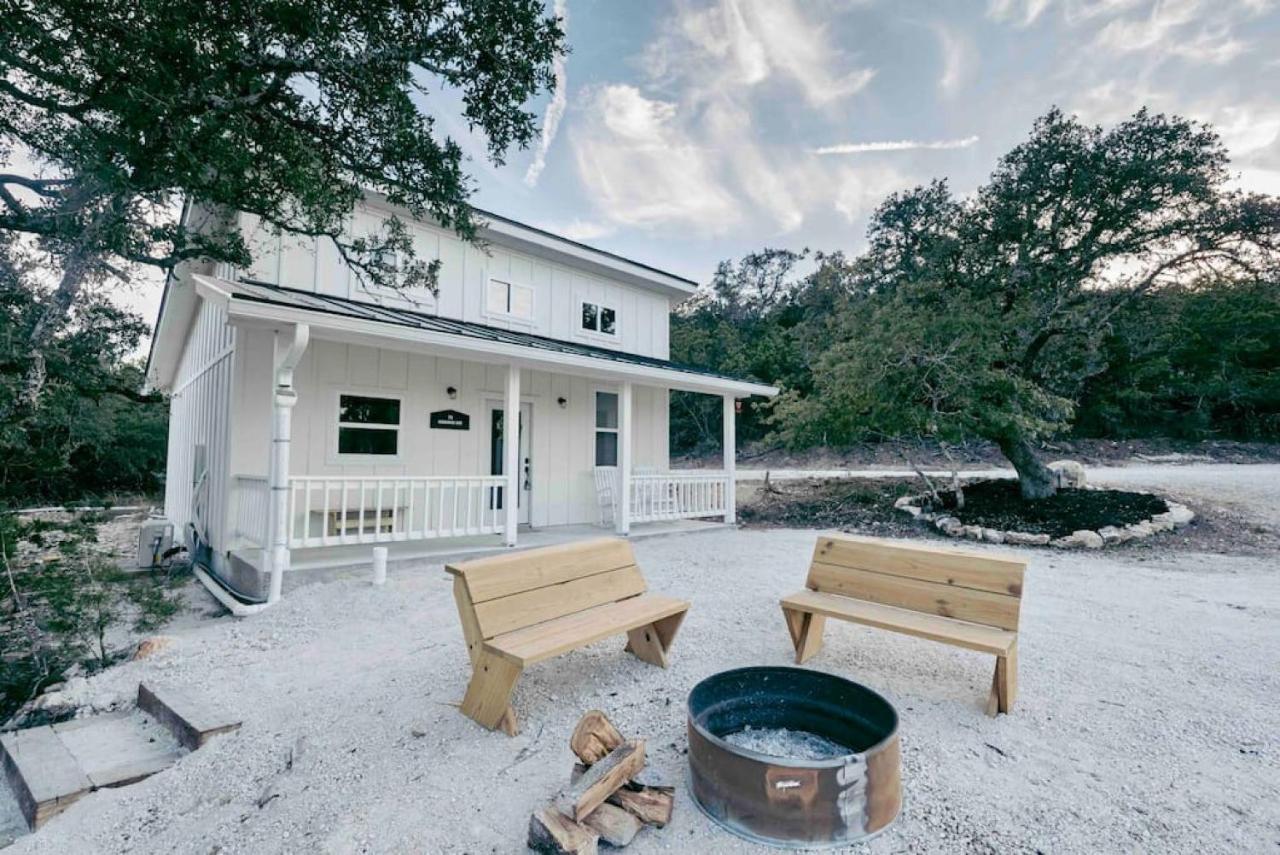 Вилла Hummingbird Haus - Hill Country Views On 20 Acres With Firepit Spring Branch Экстерьер фото