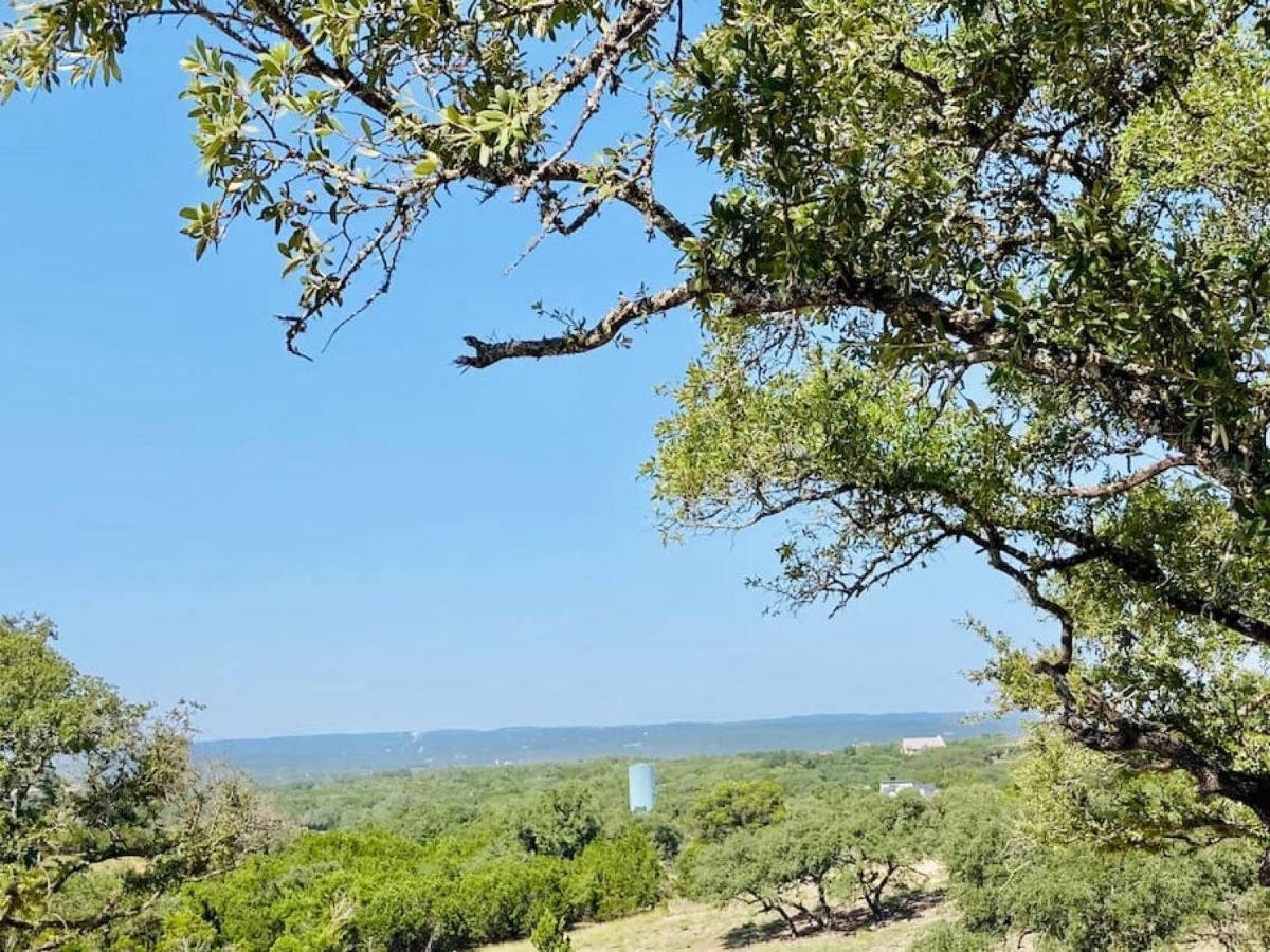 Вилла Hummingbird Haus - Hill Country Views On 20 Acres With Firepit Spring Branch Экстерьер фото